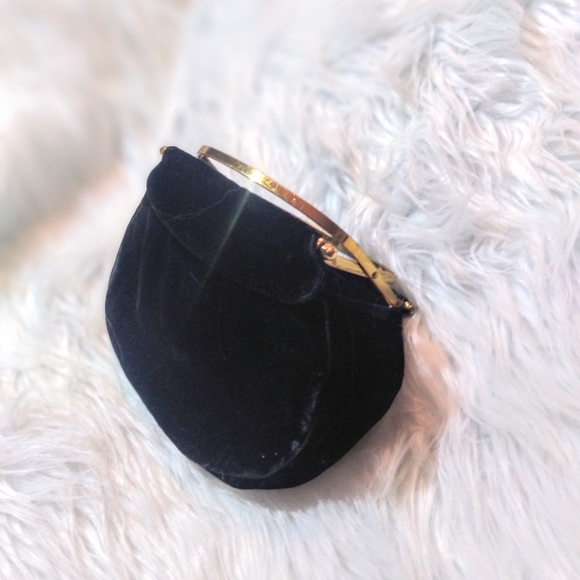 Vintage Black Velvet purse - Picture 6 of 8